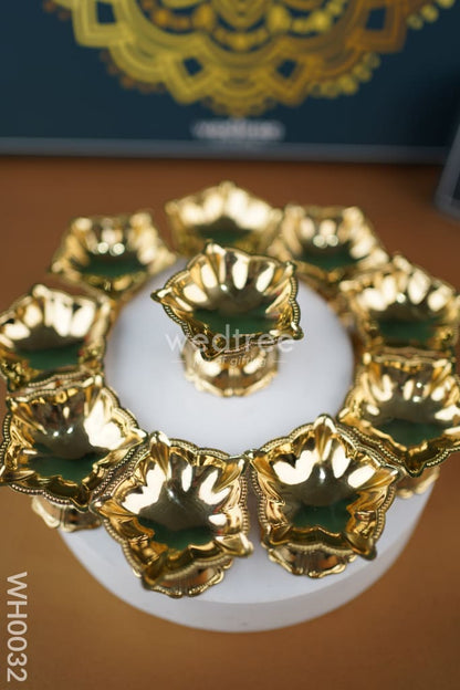 Diya Pack 9 - Brass 5-Face Diya - Set of 10 - WH0032