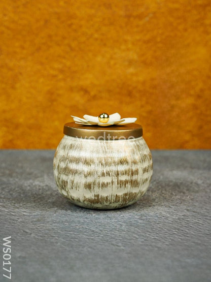 Dry Fruit Box with Floral Cap - WS0177