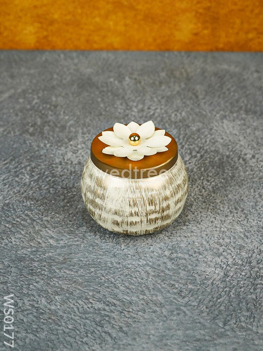 Dry Fruit Box with Floral Cap - WS0177
