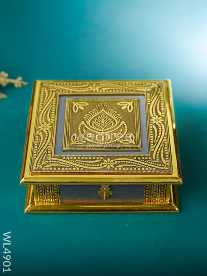 Dry Fruit Wooden Box - (8*8 inch) - WL4901
