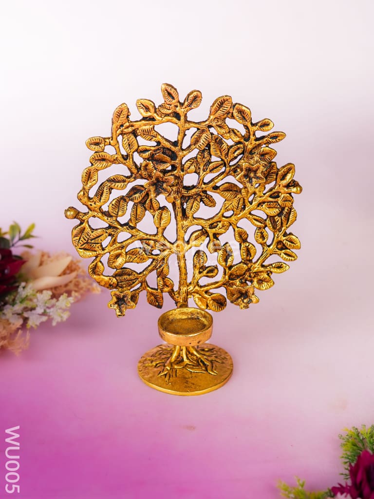 Festive Combo - Decorative Basket with  Kalpavriksha Tree, Tin Jar, Bag with Dry Fruits - WU005