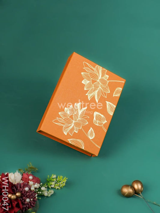 Flip Top Box With Magnet - WH0047