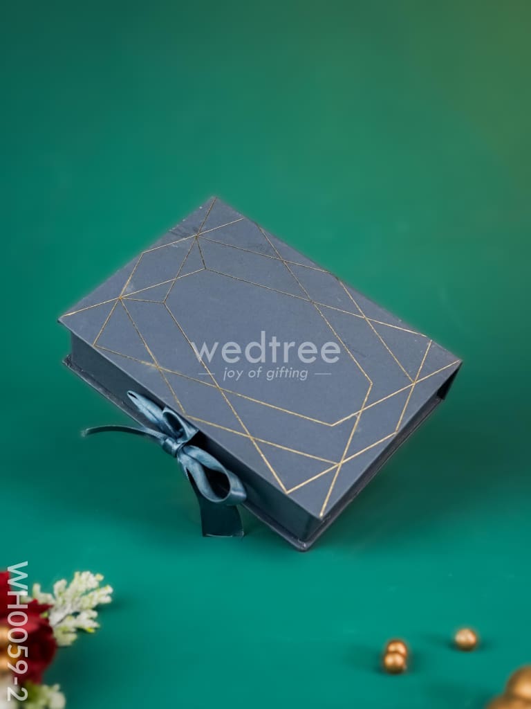 Flip Top Box With Magnet - WH0059