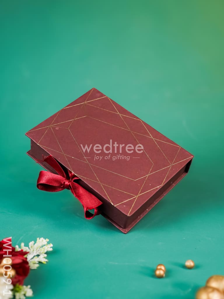 Flip Top Box With Magnet - WH0059