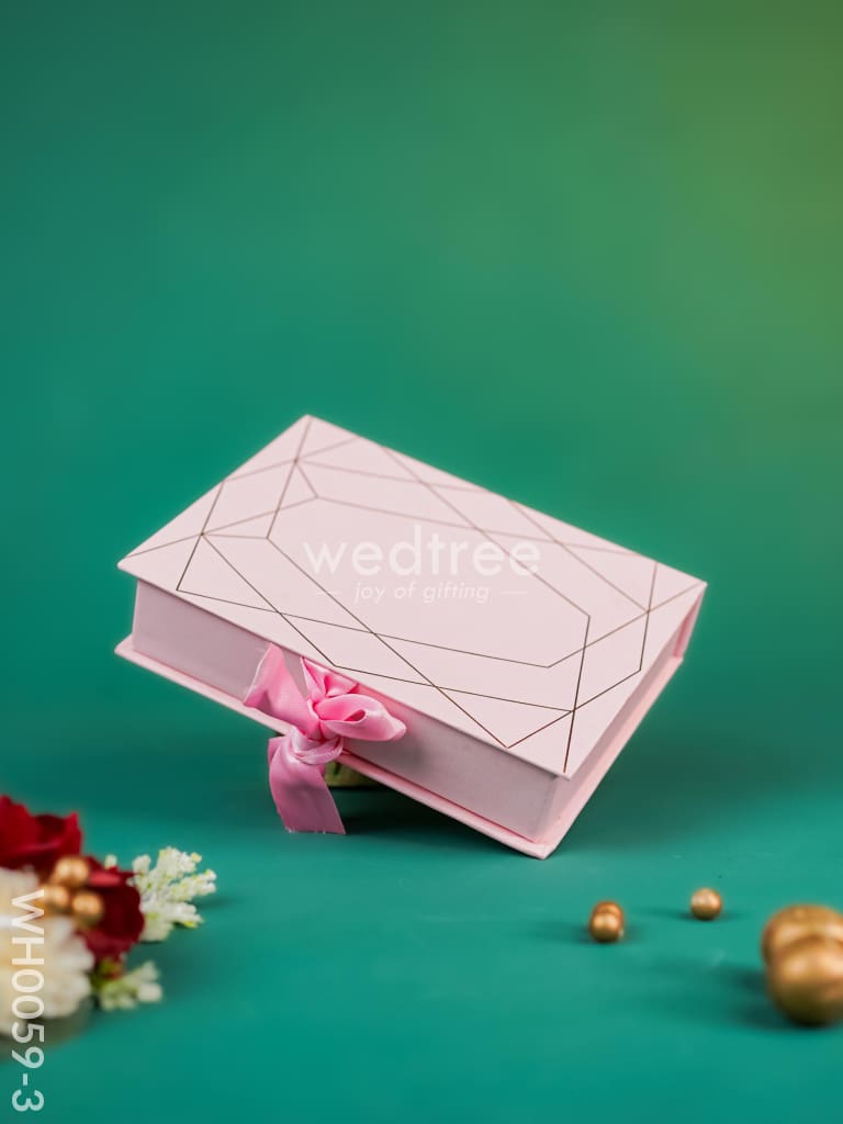 Flip Top Box With Magnet - WH0059
