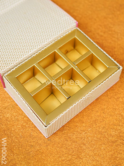 Flip Top Box With Magnet - WH0062