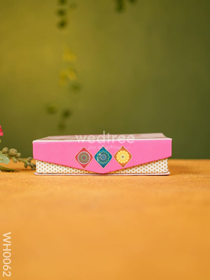Flip Top Box With Magnet - WH0062