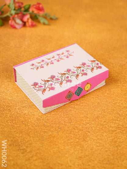 Flip Top Box With Magnet - WH0062