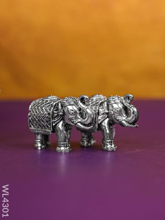 German Silver Antique Elephant - 1.8 inch - WL4301