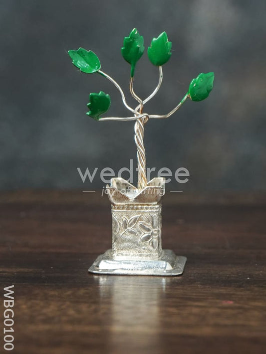 German Silver Tulasi Maadam with Green Leaves - WBG0100