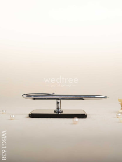 Gift Set - Pen with Square Magnet Stand - WBG1638