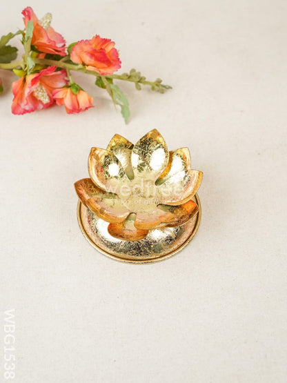 Gold Foil Stand with Cracked Glass Candle Holder - WBG1538