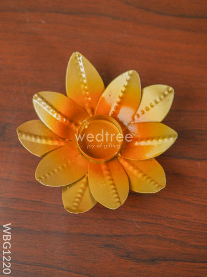 Hand painted Lotus T Light Holder - WBG1220