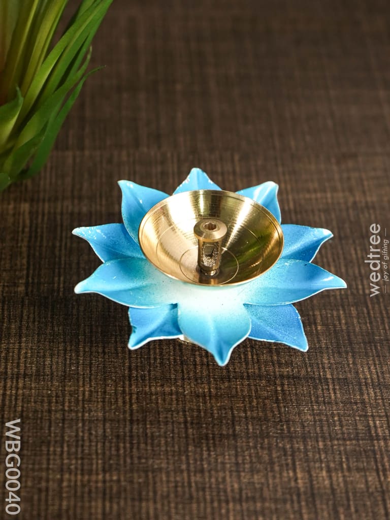 Handpainted Brass Flower Shaped Diya - Wbg0040 Diyas