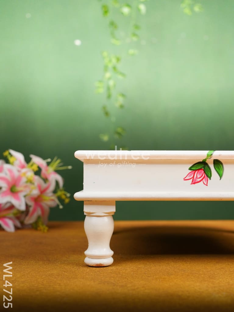 Handpainted Wooden Manai - WL4725