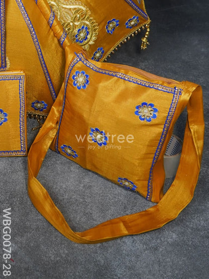 Kasi Yatra -