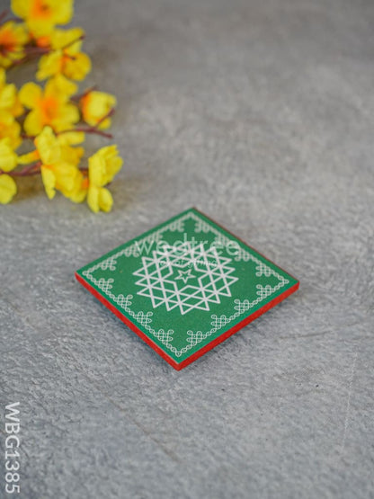 Laminated Manai - Aishwarya Kolam Design - 4 inch x 4 inch - WBG1385