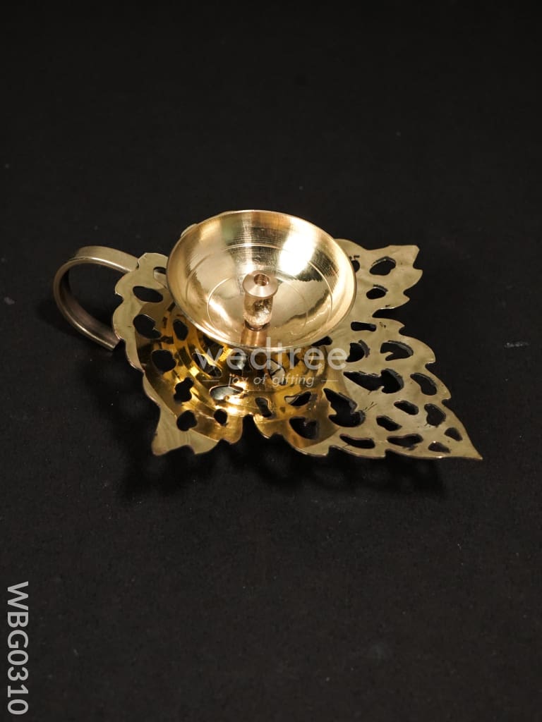 Leaf base Brass Diya - WBG0310