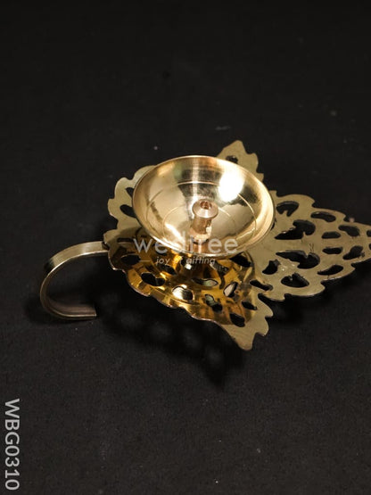 Leaf base Brass Diya - WBG0310