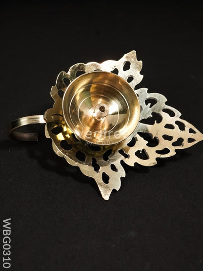 Leaf base Brass Diya - WBG0310