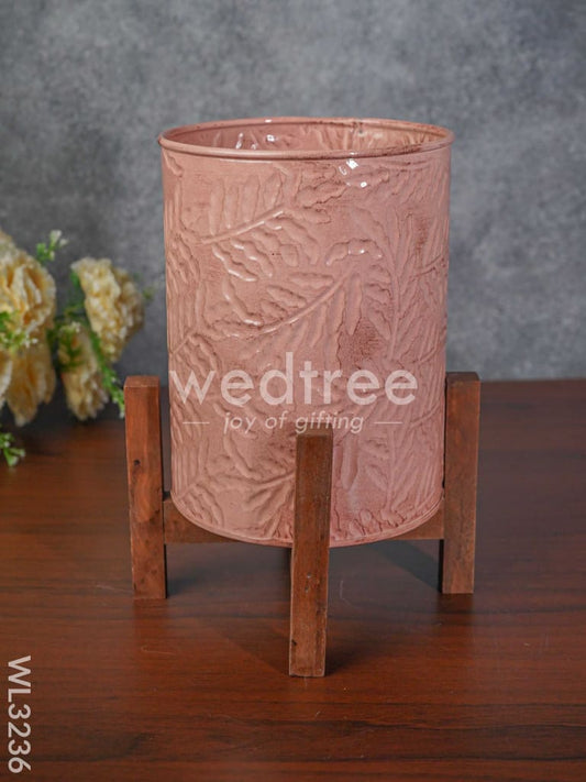 Leaf Imprinted Planter Pot with Wooden Stand - WL3236