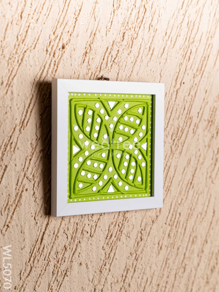 Lippan Art: Rangoli Frame - 7x7 inch - WL5070