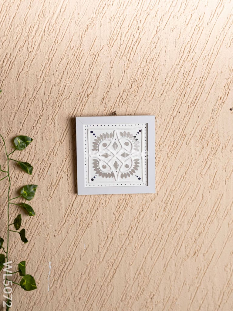 Lippan Art: Rangoli Frame - 7x7 inch - WL5072
