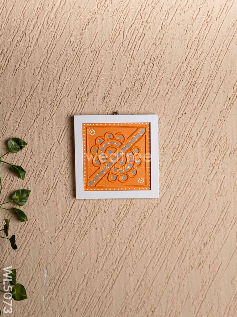 Lippan Art: Rangoli Frame - 7x7 inch - WL5073