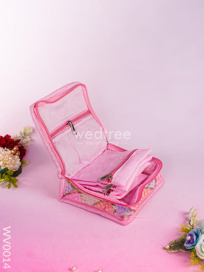 Love Bundle with Jewellery Pouch, Chocolate and Card - WV0014