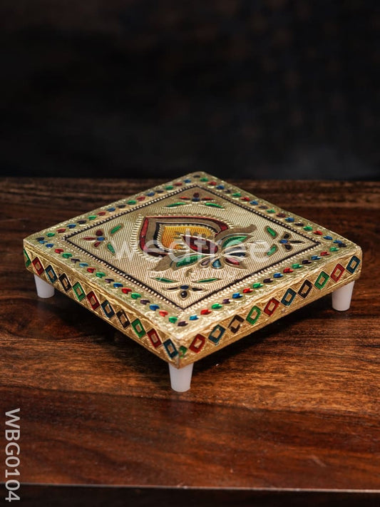 Meenakari Manai with Lotus Design - 5inch - WBG0104