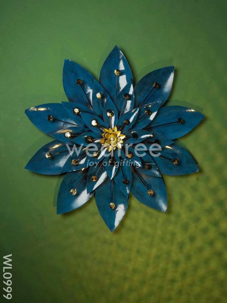Metal Blue Flower wall hanging with Golden Bud - WL0999