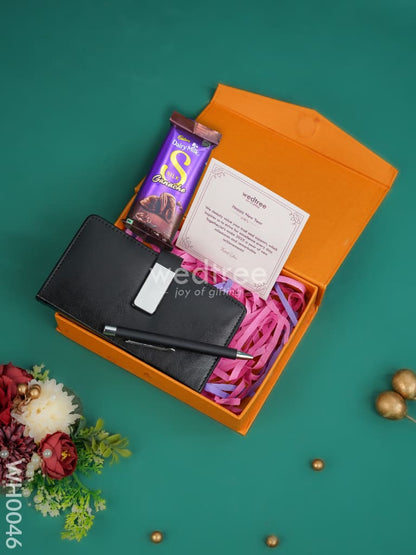 New Year Hamper 12 - Corporate Kit with Thank You Card & Chocolate - WH0046