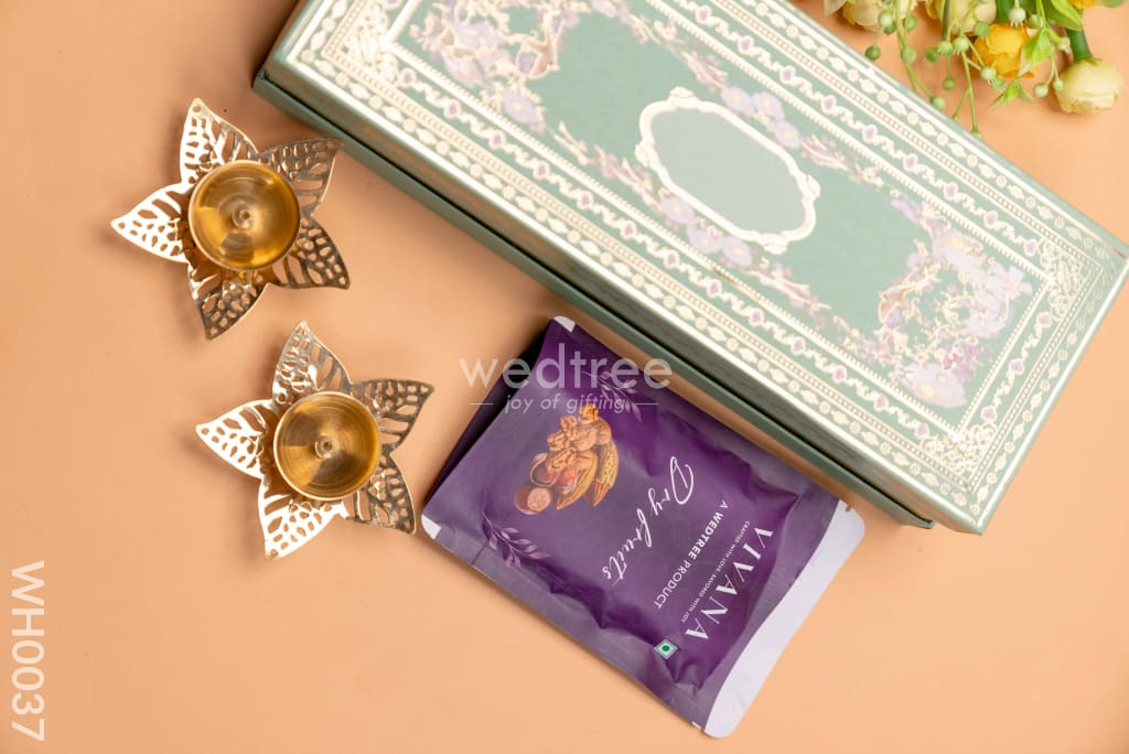 New Year Hamper 3 - Brass Diya and Dry Fruits - WH0037