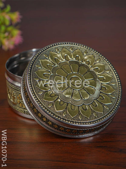 Oxidised Floral Poori Box - WBG1070