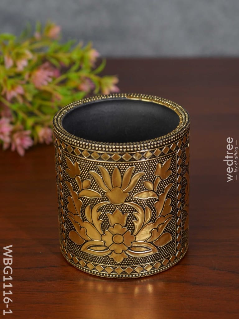Oxidised Penstand With Floral Design - Wbg1116