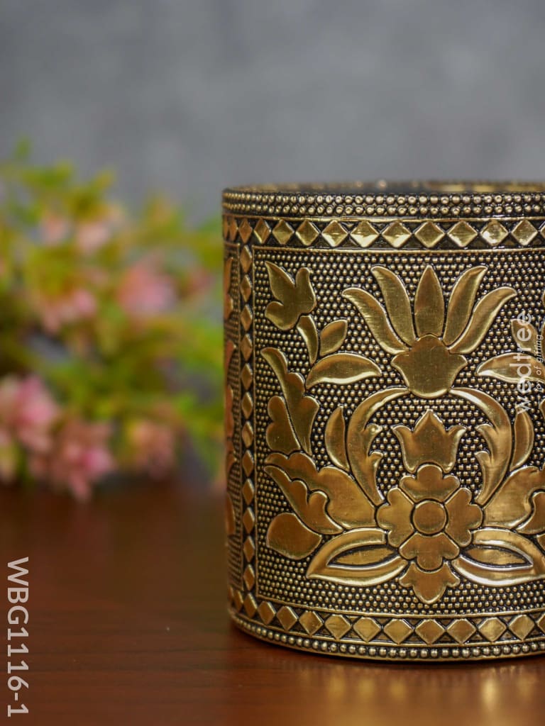 Oxidised Penstand With Floral Design - Wbg1116