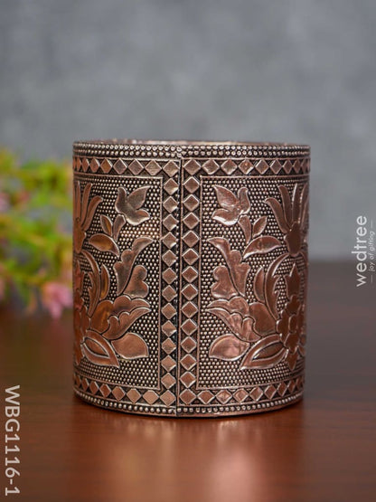 Oxidised Penstand With Floral Design - Wbg1116