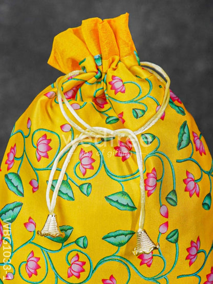 Pichwai Print String Bag - WBG1033