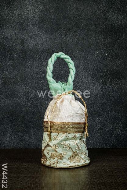 Potli bag with flower embroidery lace - W4432