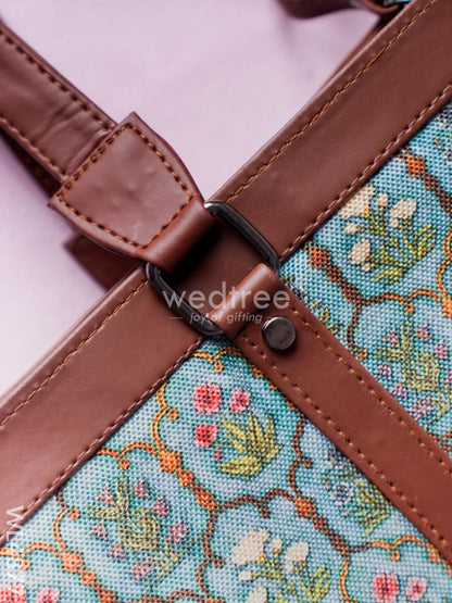 Printed Fabric Handbags - WL4877
