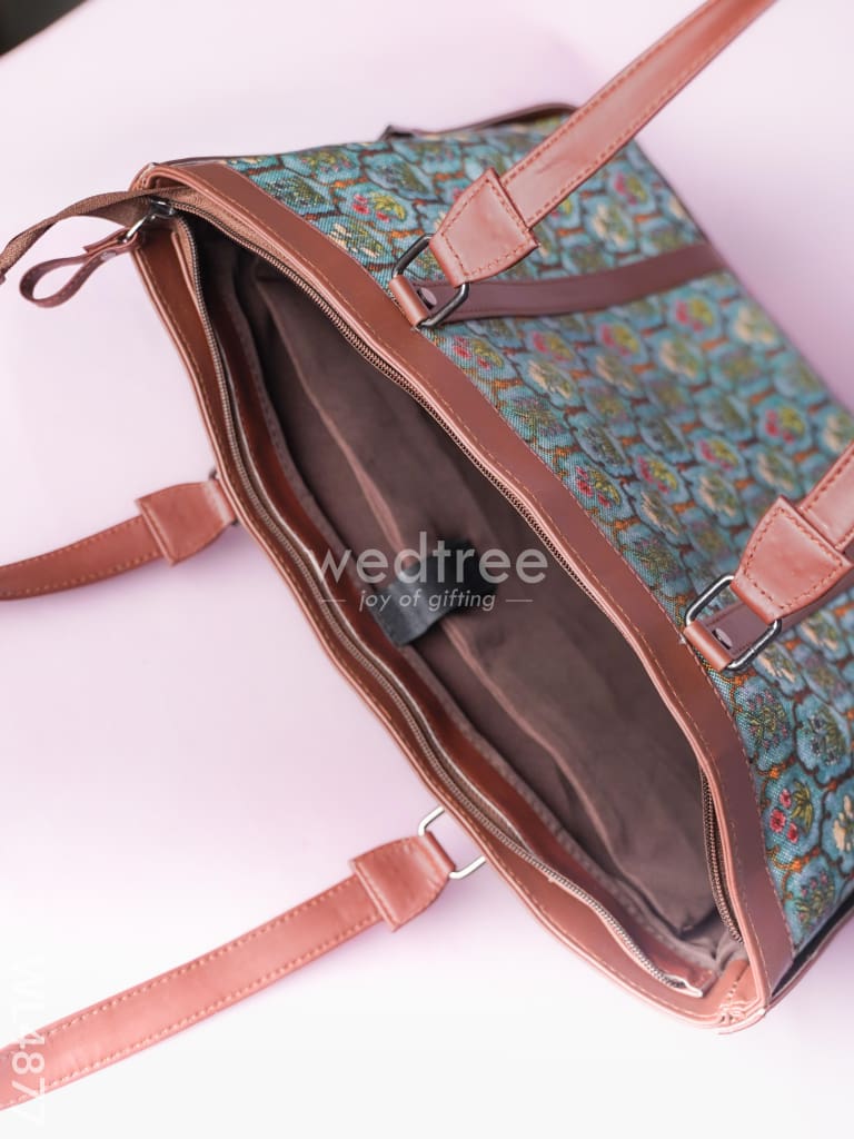 Printed Fabric Handbags - WL4877