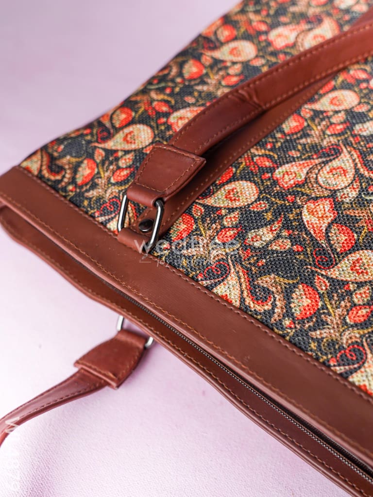 Printed Fabric Handbags - WL4879