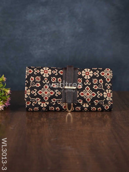 Printed Fabric Wallet with Flip Lock - WL3013