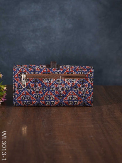 Printed Fabric Wallet with Flip Lock - WL3013