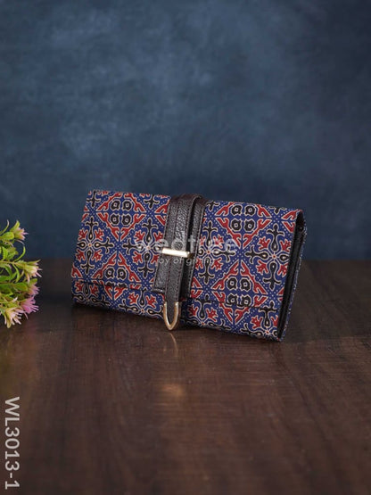 Printed Fabric Wallet with Flip Lock - WL3013