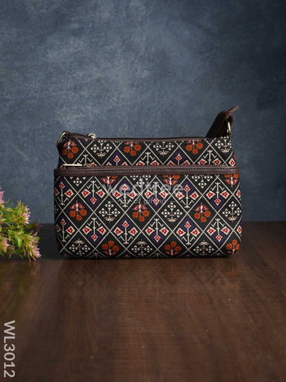 Printed Sling Bag in Cotton Fabric - WL3012