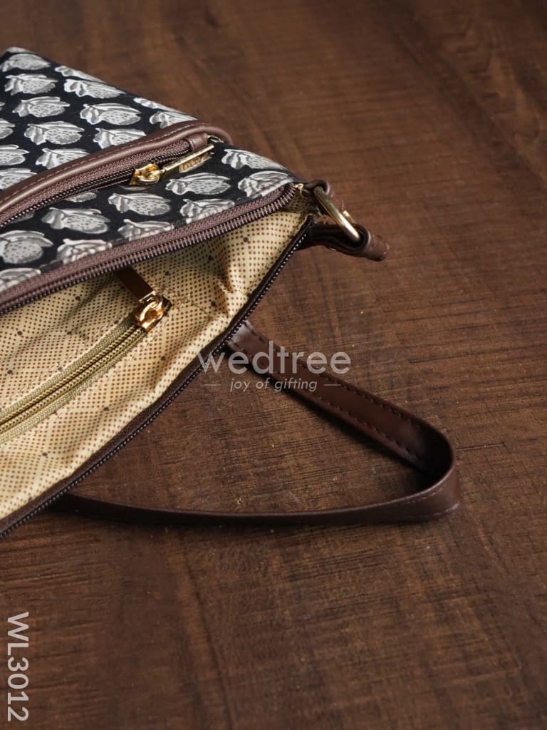 Printed Sling Bag in Cotton Fabric - WL3012