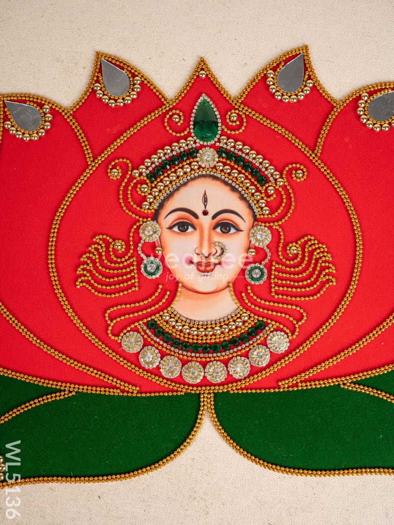 Rangoli - Lotus with Amman Face - WL5136