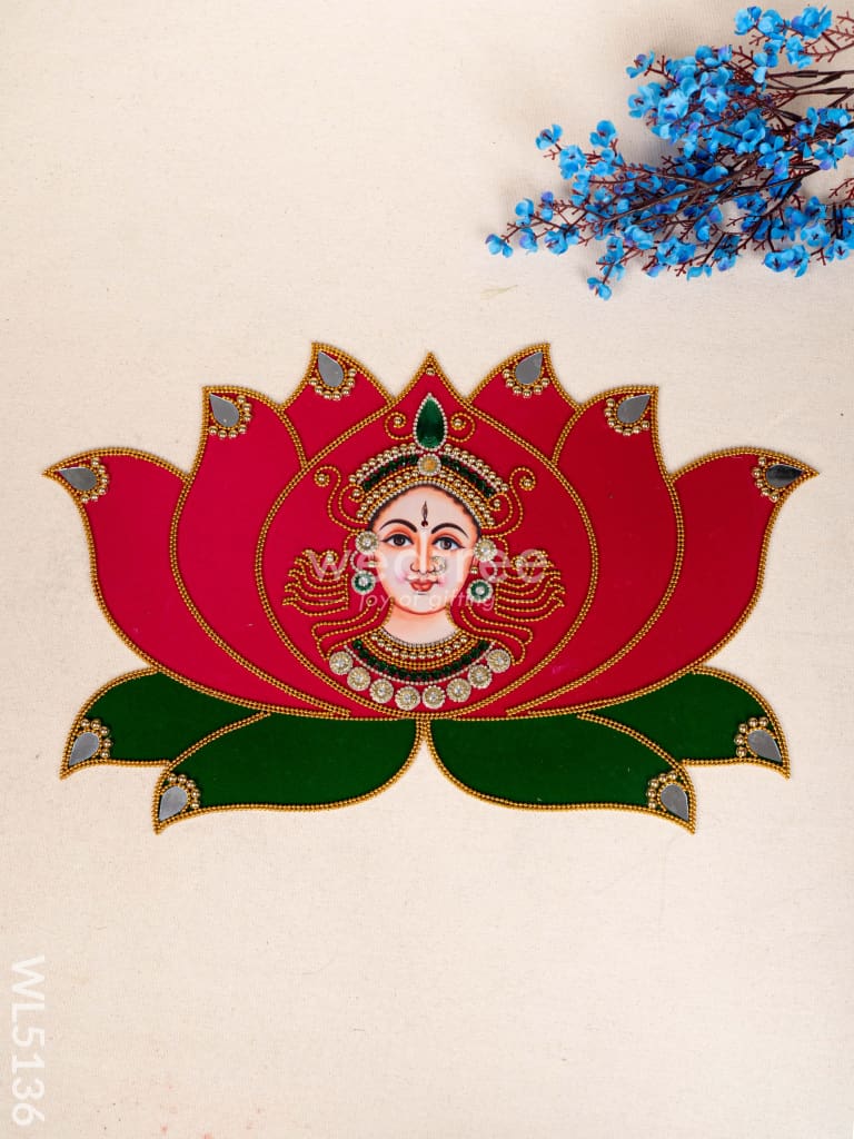 Rangoli - Lotus with Amman Face - WL5136