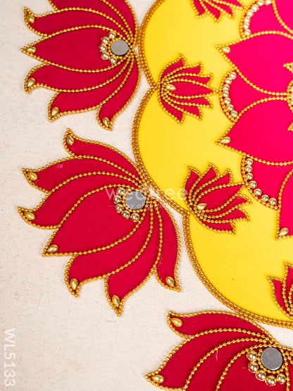 Rangoli with Set of 11 Lotus - WL5133